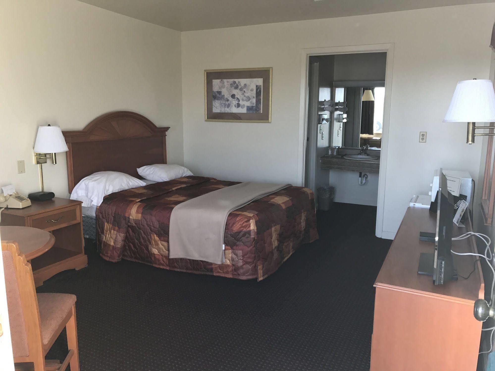戴尔维尔经济汽车旅馆 Daleville 外观 照片