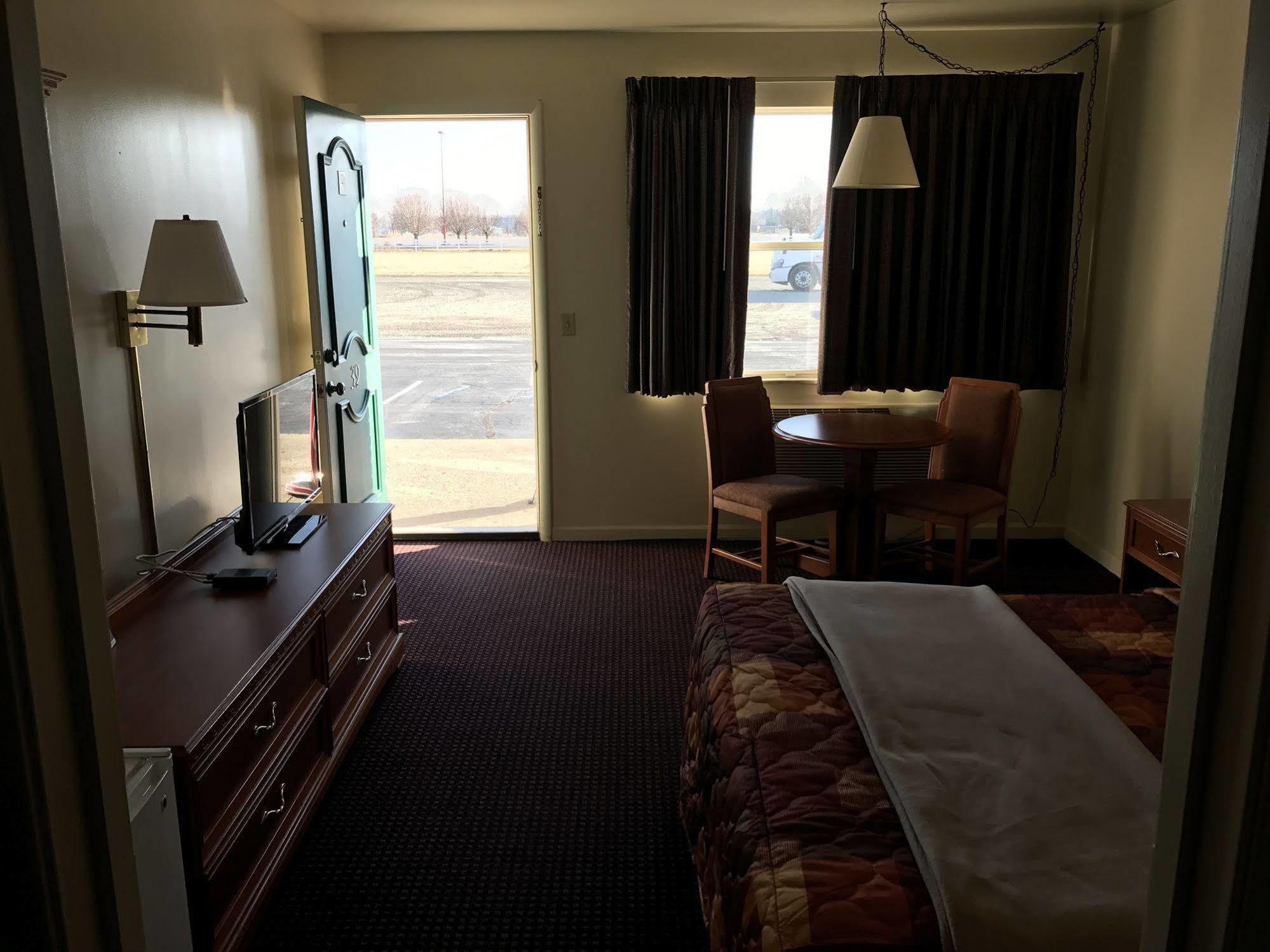 戴尔维尔经济汽车旅馆 Daleville 外观 照片